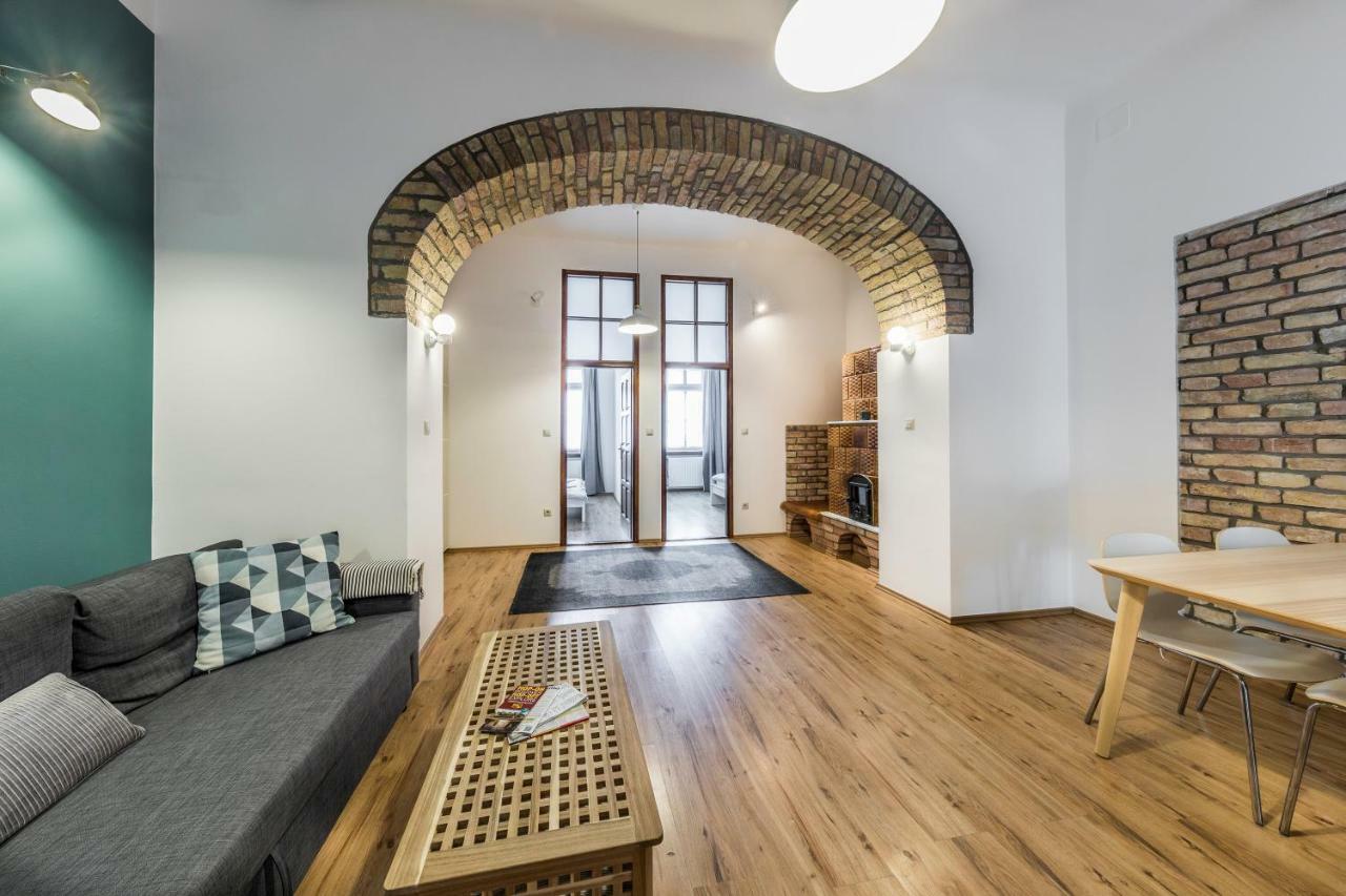 French Touch Apartment With Free Parking Budapest Exterior foto